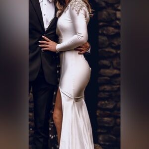 Johnathan Kayne White Long-Sleeve Slit Maxi Dress